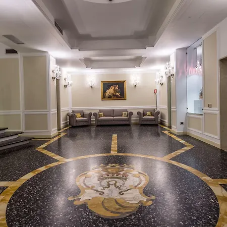 格兰德艾尔伯格罗马酒店 4*