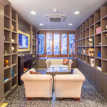 Hotel Grande Roma 4*