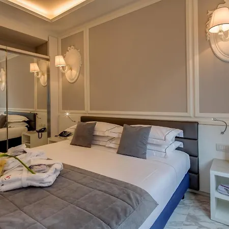 Grande Roma Hotel 4*