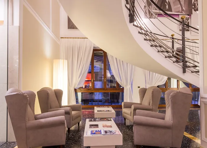 Grande Roma Hotel 4*