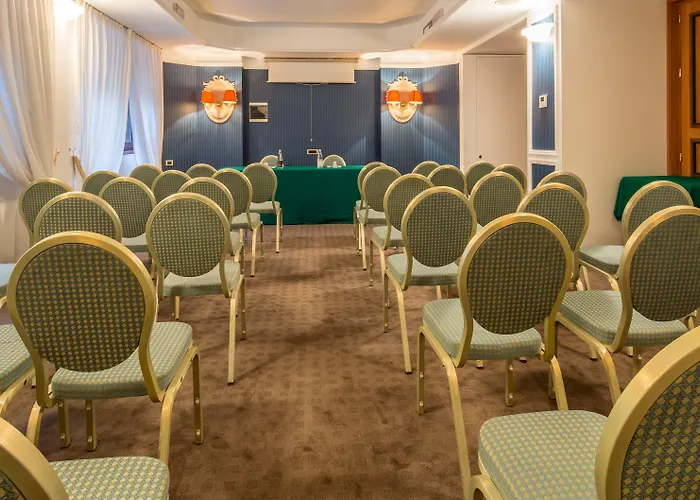 Grande Roma Hotel 4*