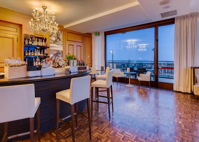 Grande Roma Hotel 4*